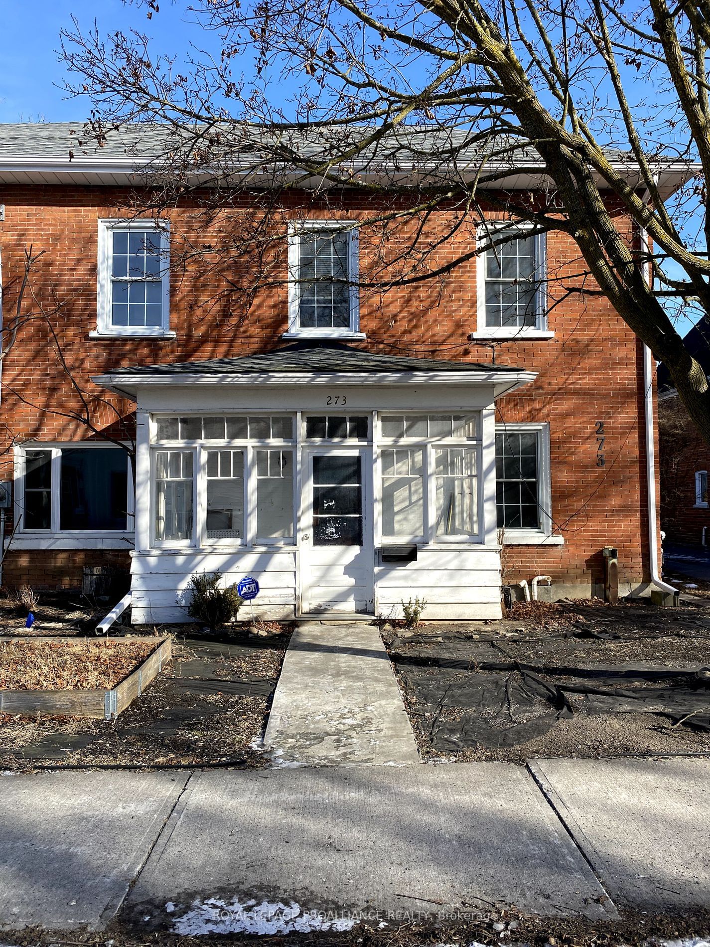 Semi-Detached House leased at 273 Ann Street, Belleville, K8N 3L8 - MLS: X11932638