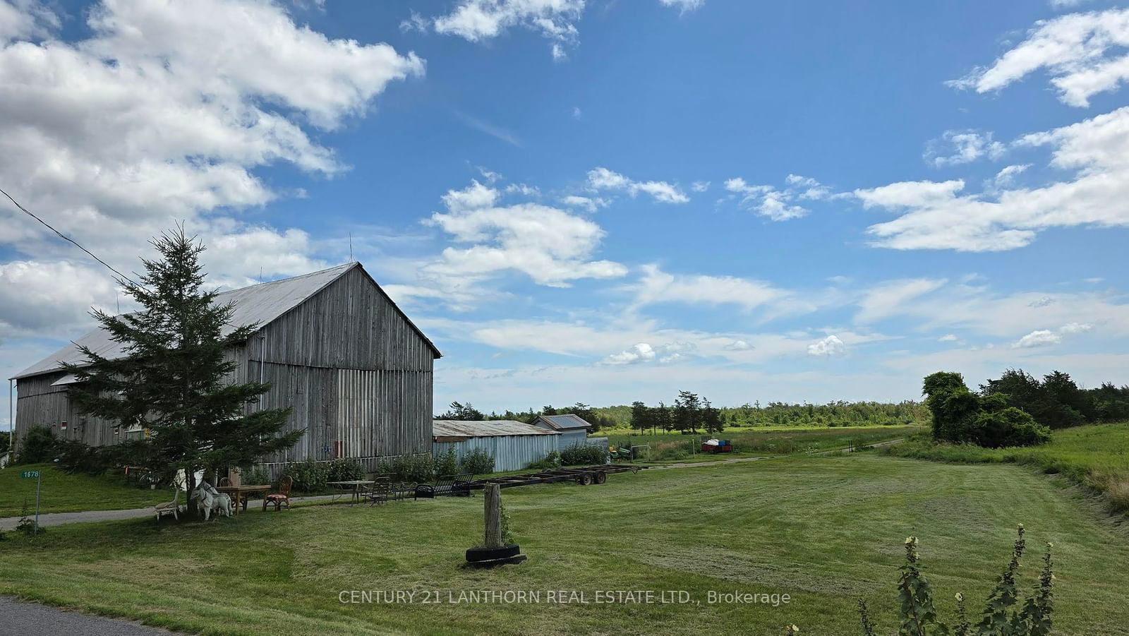 Building at 1678 County Road 8, Prince Edward County, Picton