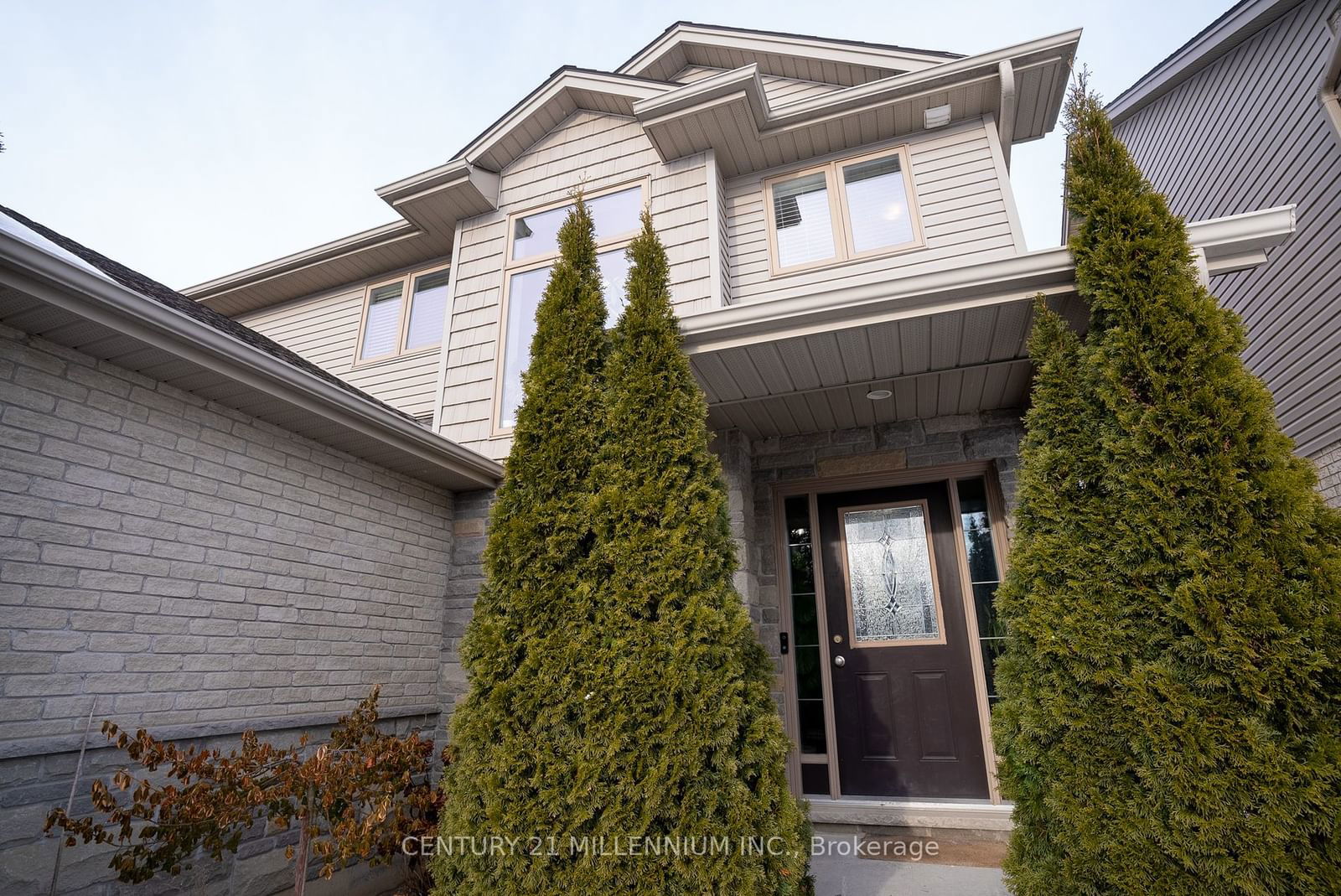 Detached House for sale at 660 Normandy Drive, Woodstock, Woodstock - North, N4T 0B6 - MLS: X11932690