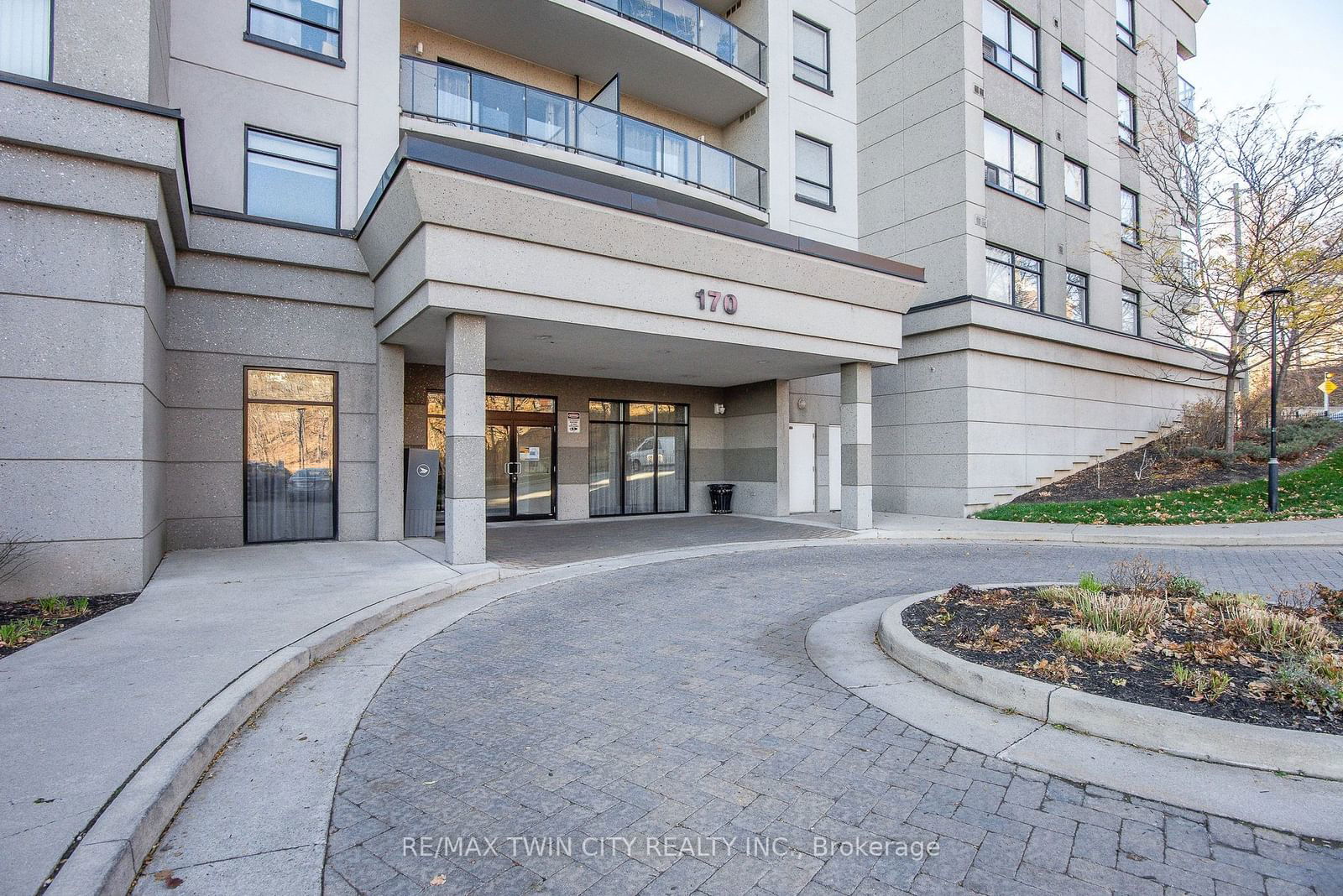 Condo for sale at 807-170 Water Street, Cambridge, N1R 3B6 - MLS: X11932723