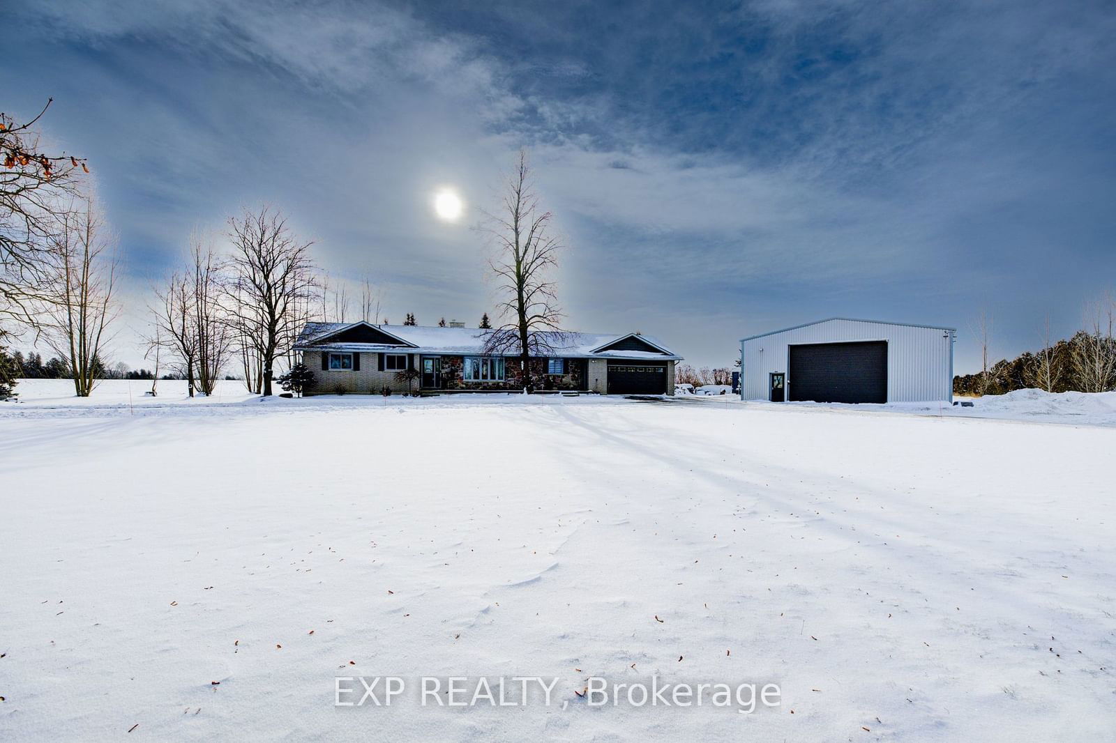 Building at 7998 Wellington Rd 7 Road, Mapleton, Rural Mapleton