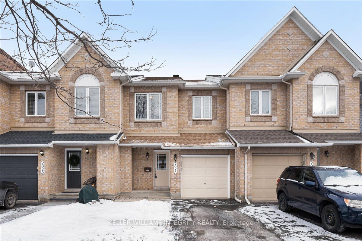 Townhouse for sale at 2023 Boisfranc Circle, Orleans - Cumberland and Area, 1118 - Avalon East, K4A 4Z6 - MLS: X11933327