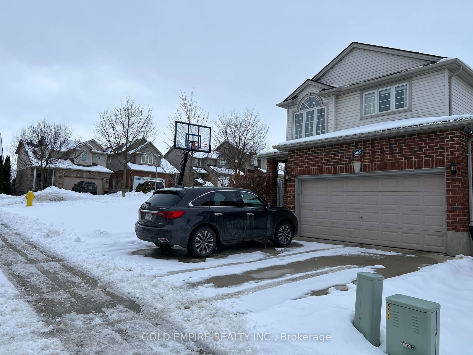 Detached House for lease at 560 Garibaldi Avenue, London, North B, N5X 4K2 - MLS: X11933572