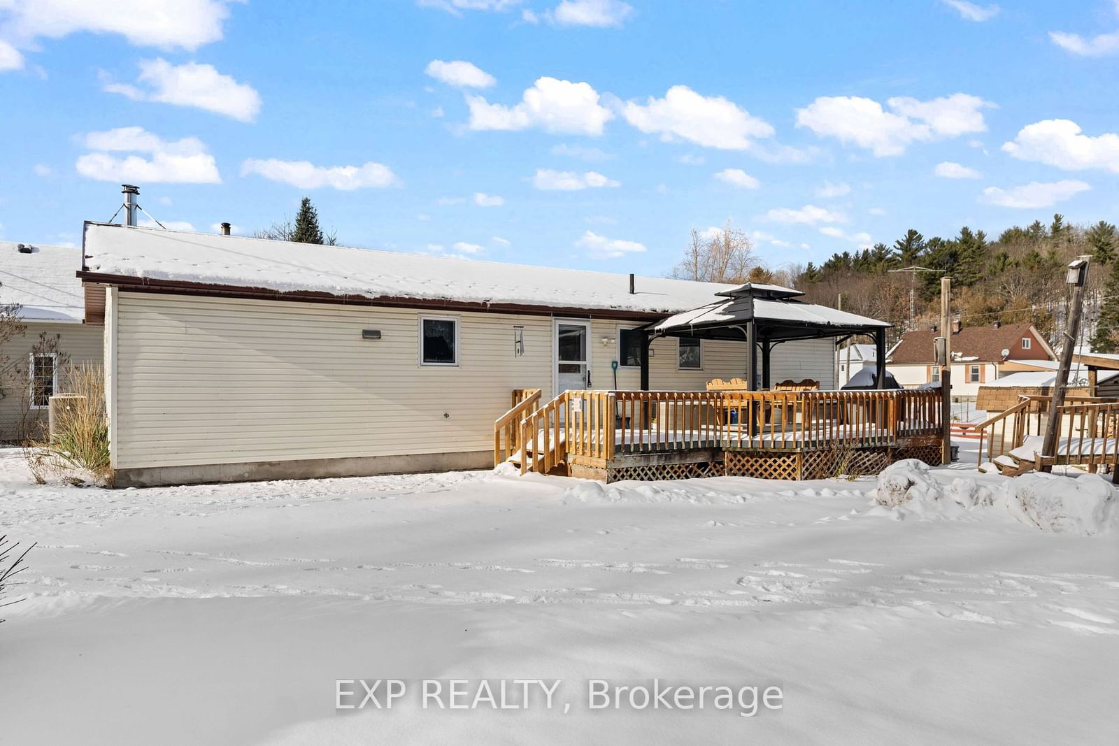 Building at 123 Casey Street, Madawaska Valley, 570 - Madawaska Valley