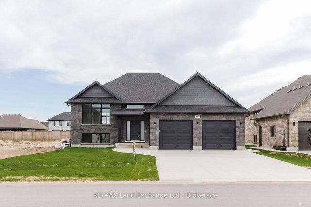 340 McLean Crescent