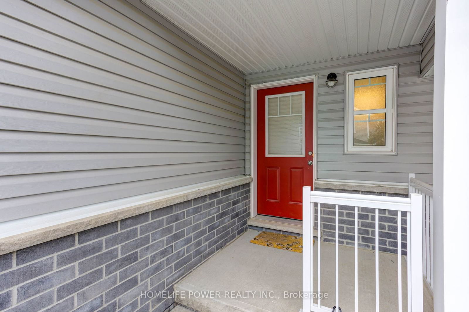 Townhouse sold at 51-1989 Ottawa Street, Kitchener, N2E 0G7 - MLS: X11933741