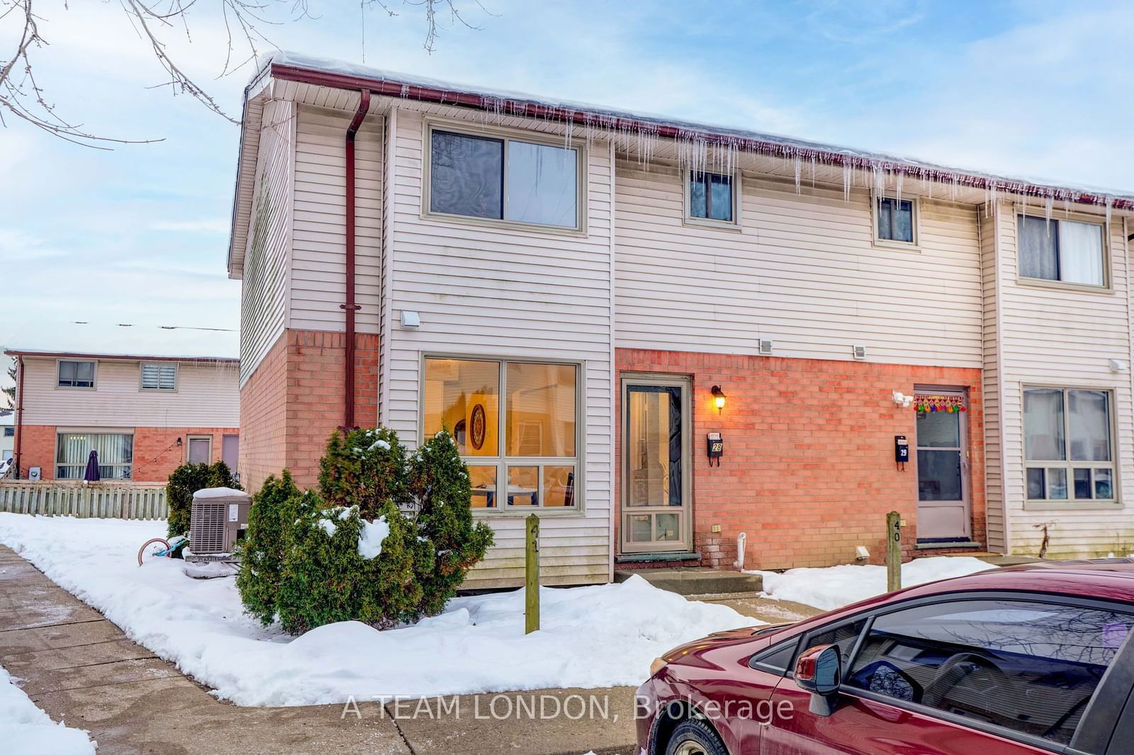 Townhouse for sale at 28-135 BELMONT Drive, London, South O, N6J 4J3 - MLS: X11933757