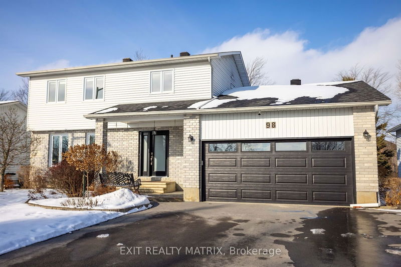 98 Menard St, Russell - 602 - Embrun image-0-0