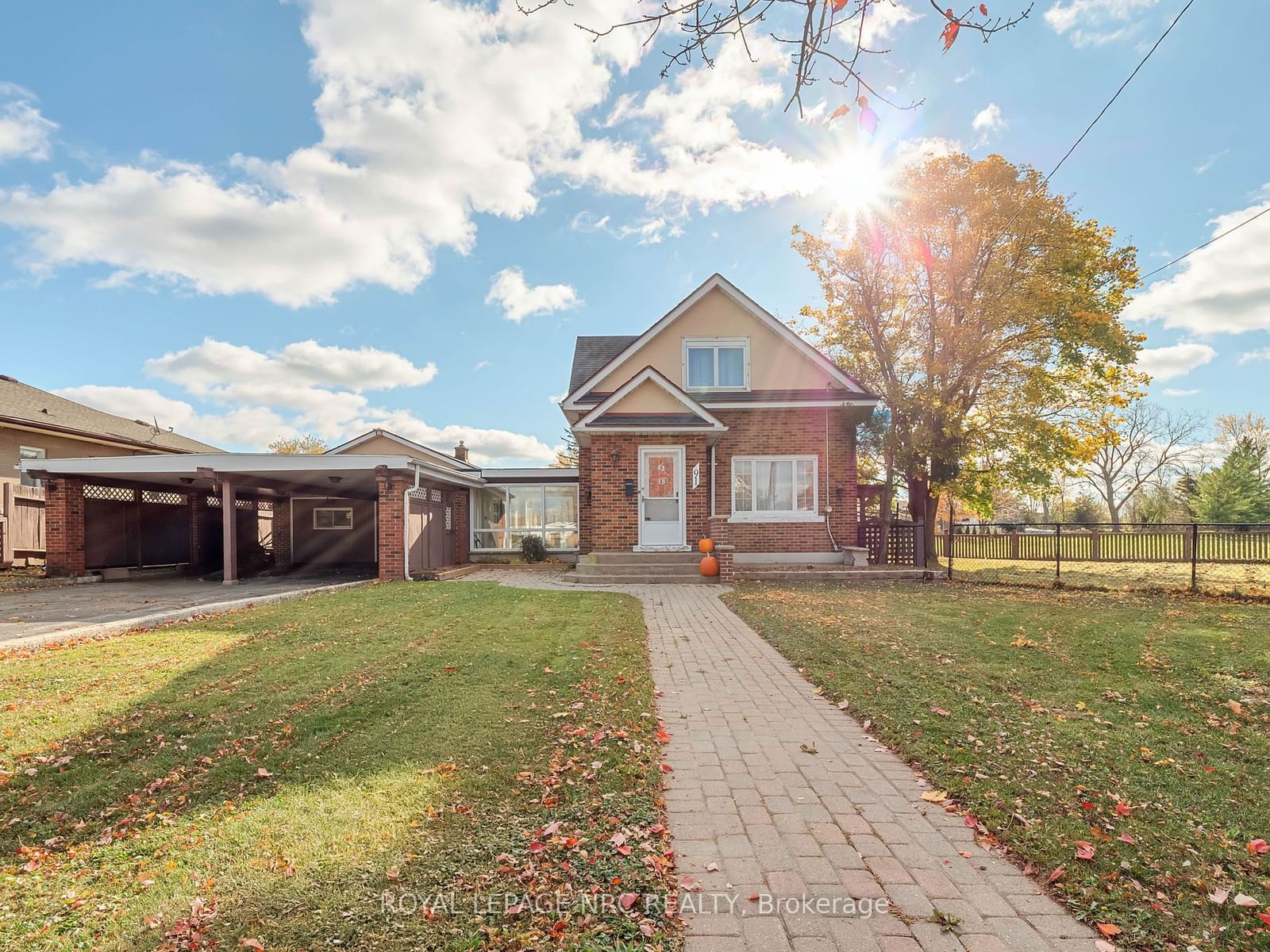 Detached House for sale at 91 Saint George Street, Welland, Broadway, L3C 5N3 - MLS: X11934394