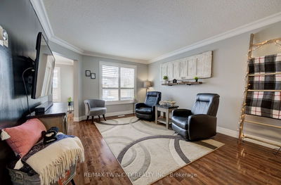 124 Whittaker Cres, Cambridge -  image-0-3