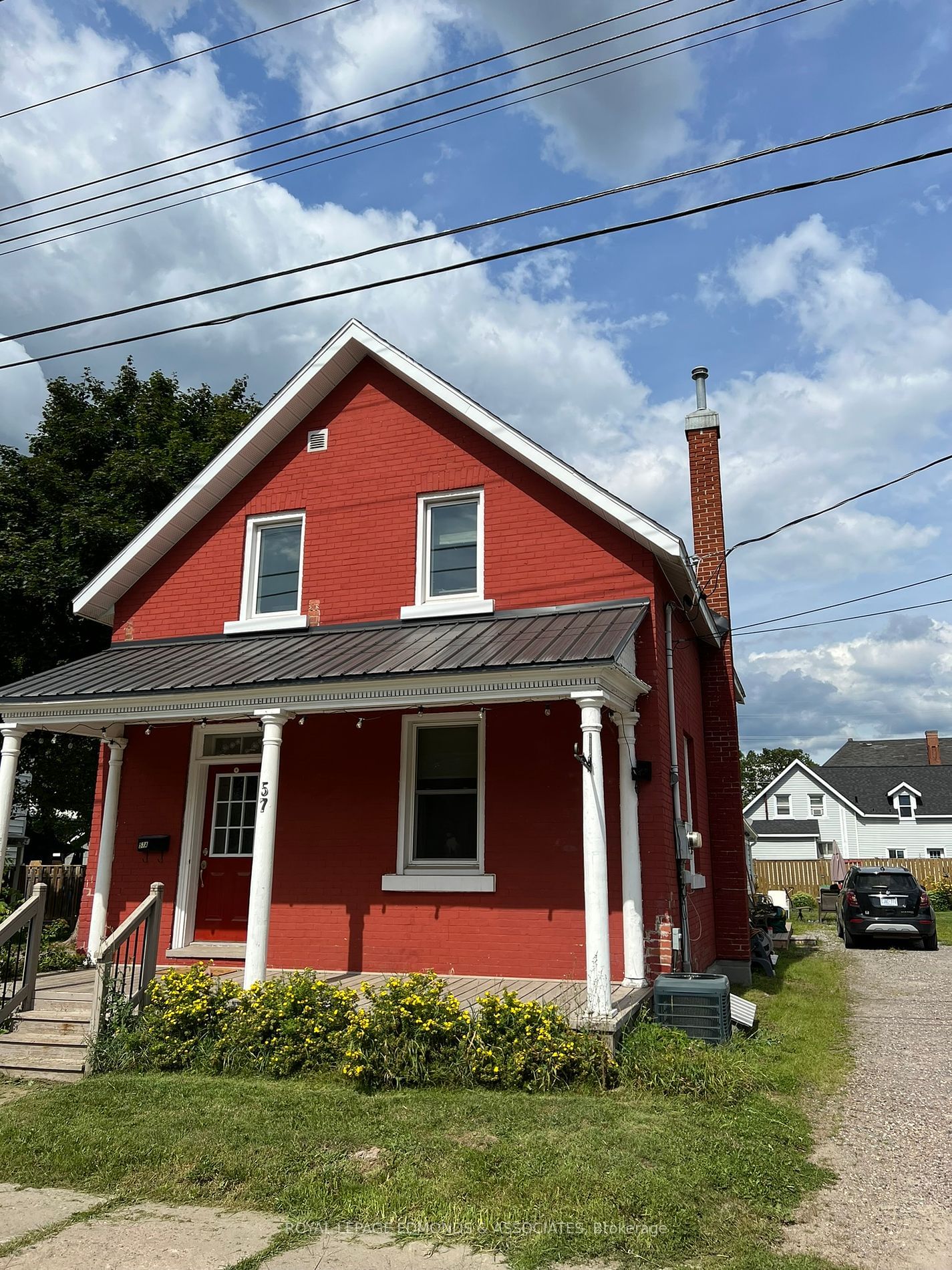 Building at 57 Lochiel Street, Renfrew, 540 - Renfrew