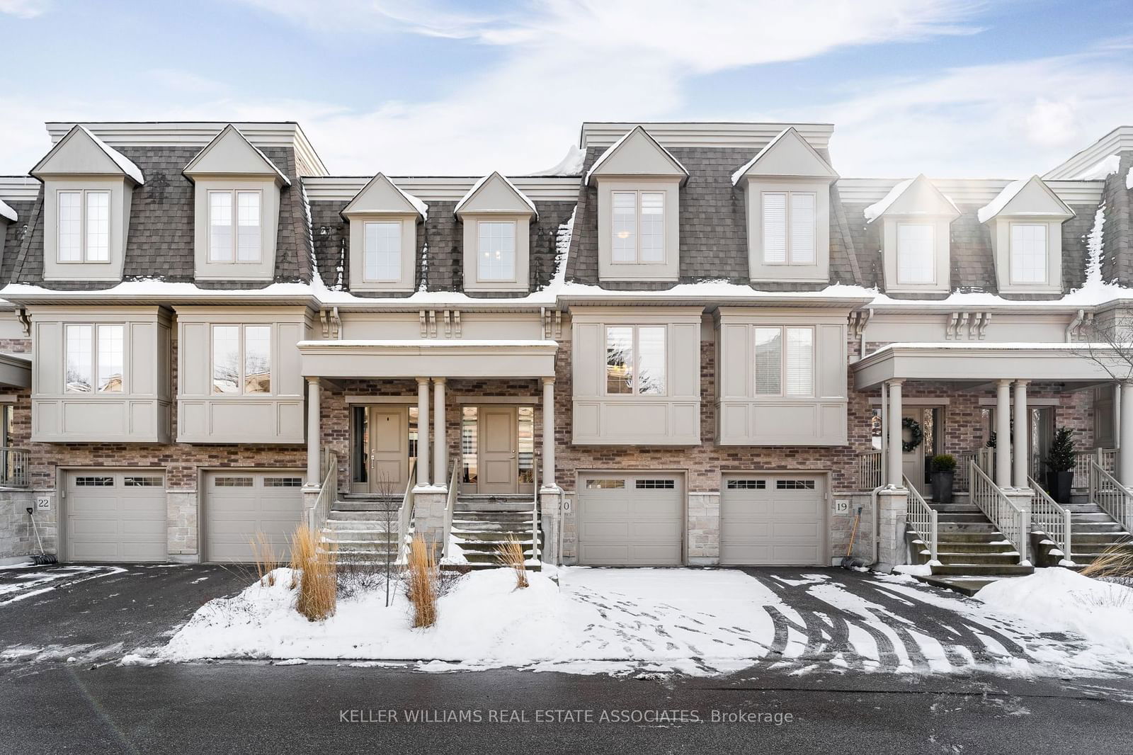 Townhouse for sale at 20-72 York Road, Guelph, Two Rivers, N1E 0M3 - MLS: X11934636