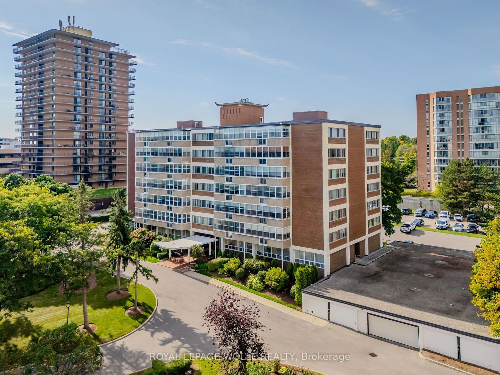 Condo for sale at 708-45 Westmount Road, Waterloo, N2L 2R3 - MLS: X11934712