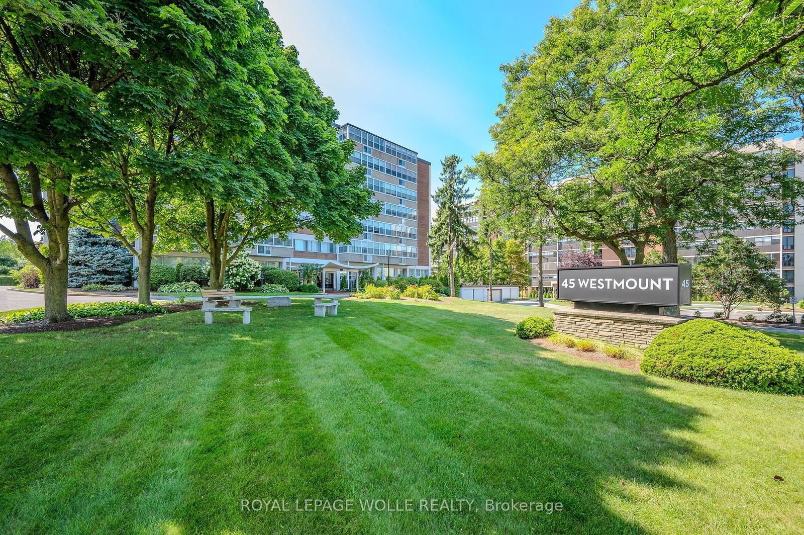 Condo for sale at 708-45 Westmount Road, Waterloo, N2L 2R3 - MLS: X11934712