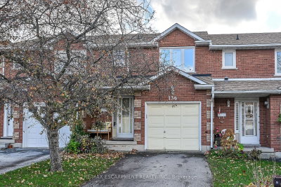 Townhouse sold at 136 Essling Avenue, Hamilton, Ontario, L9B 2H9 - Crerar - MLS: X11934761