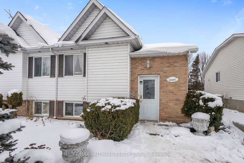 21255 Mc Naughton Crt, South Glengarry - 724 - South Glengarry (Lancaster) Twp image-0-0