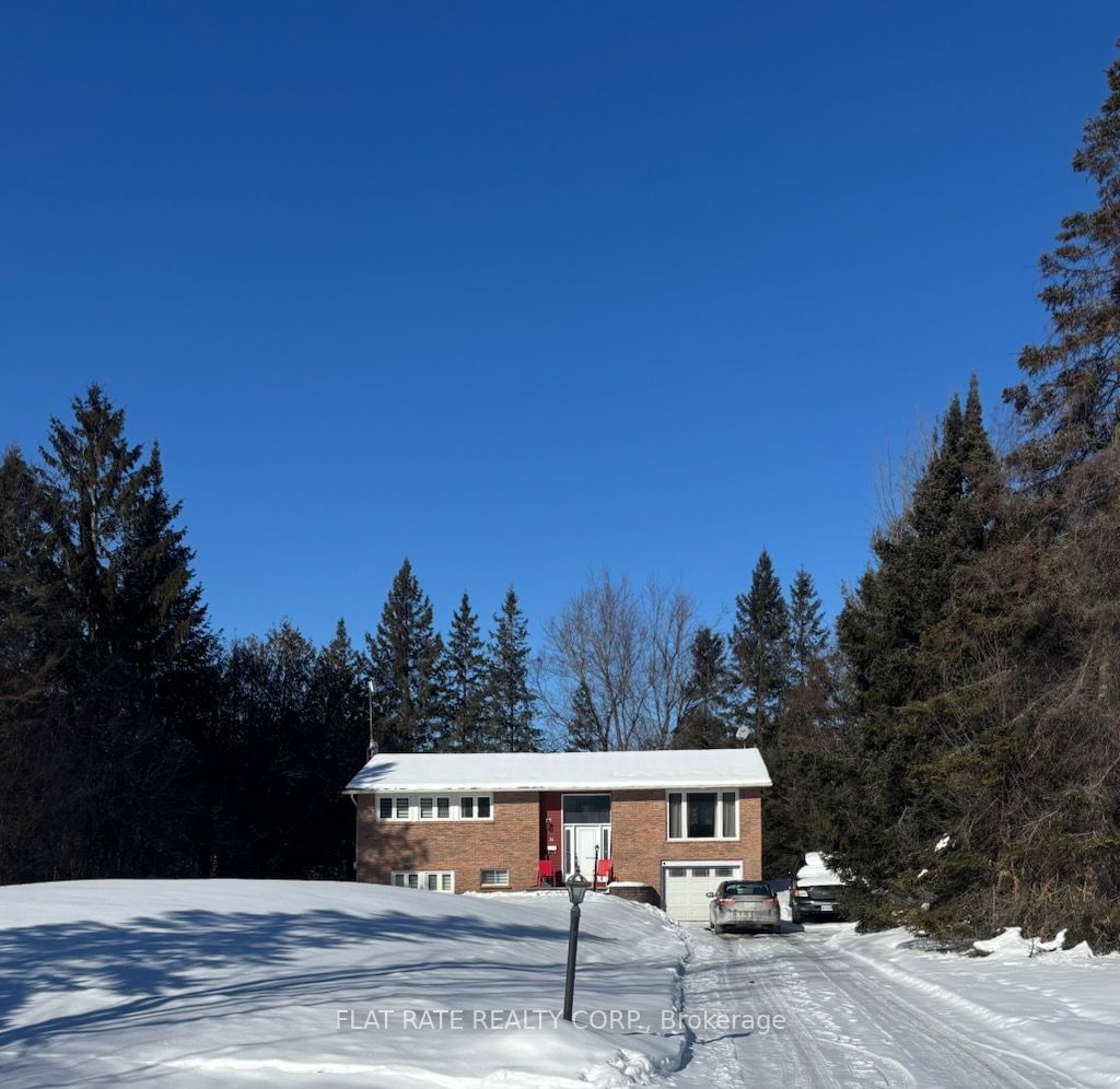 Building at 36 EMILY MANOR Drive, Kawartha Lakes, Omemee