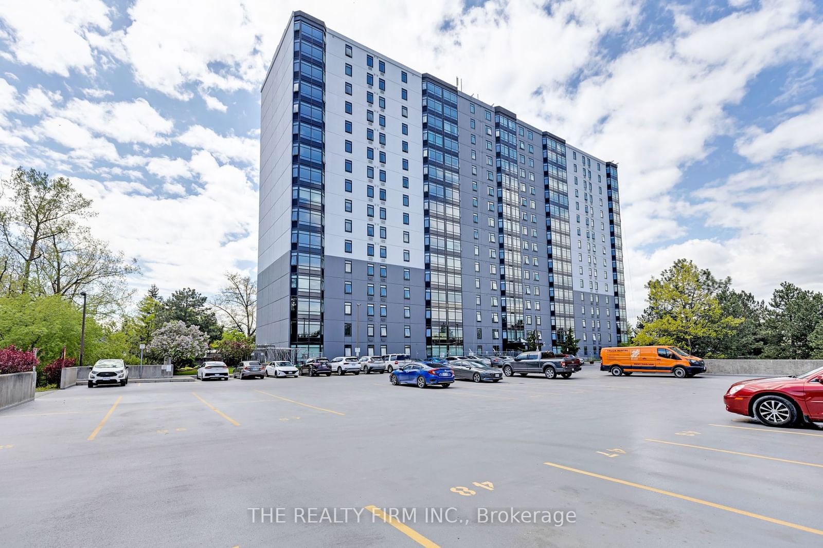 Condo for sale at 807-45 Pond Mills Road, London, South J, N5Z 4W5 - MLS: X11935263