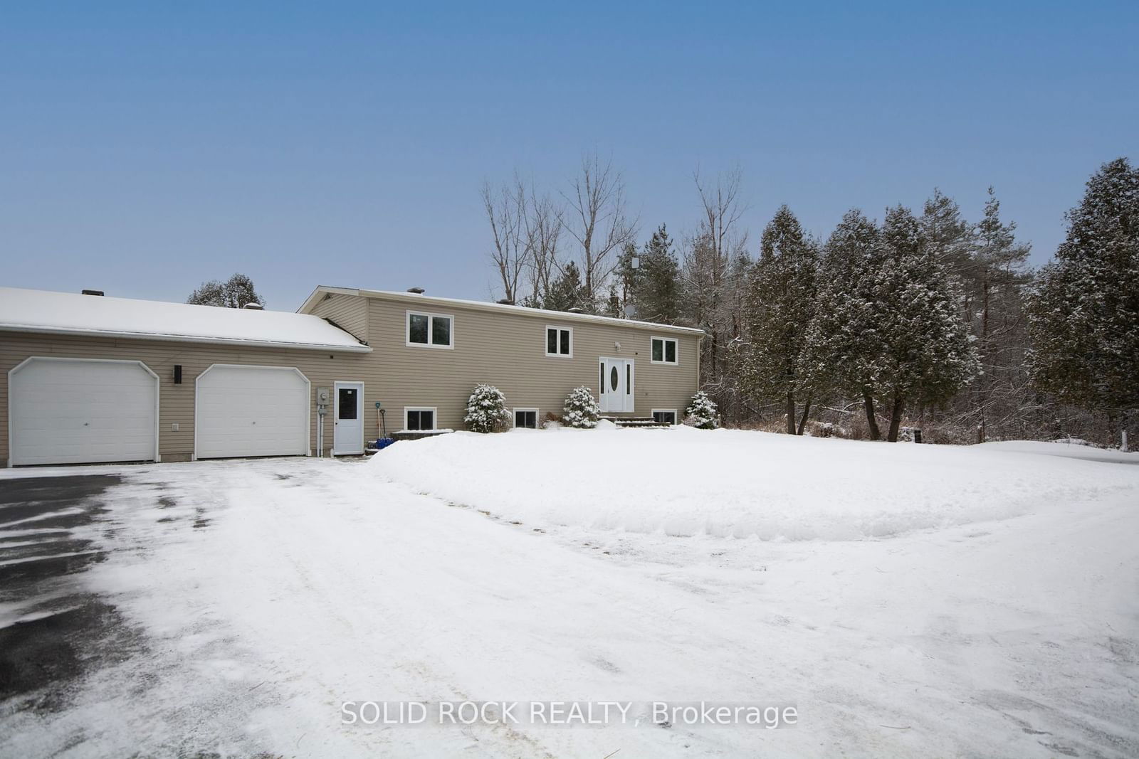 Detached House sold at 427 Ferguson Tetlock Road, Montague, 902 - Montague Twp, K7A 4S4 - MLS: X11935353