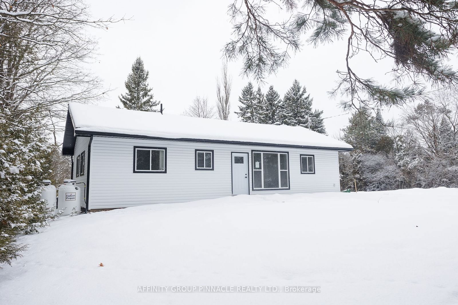 Detached House for sale at 100 Reid Street, Kawartha Lakes, Bobcaygeon, K0M 1A0 - MLS: X11935980