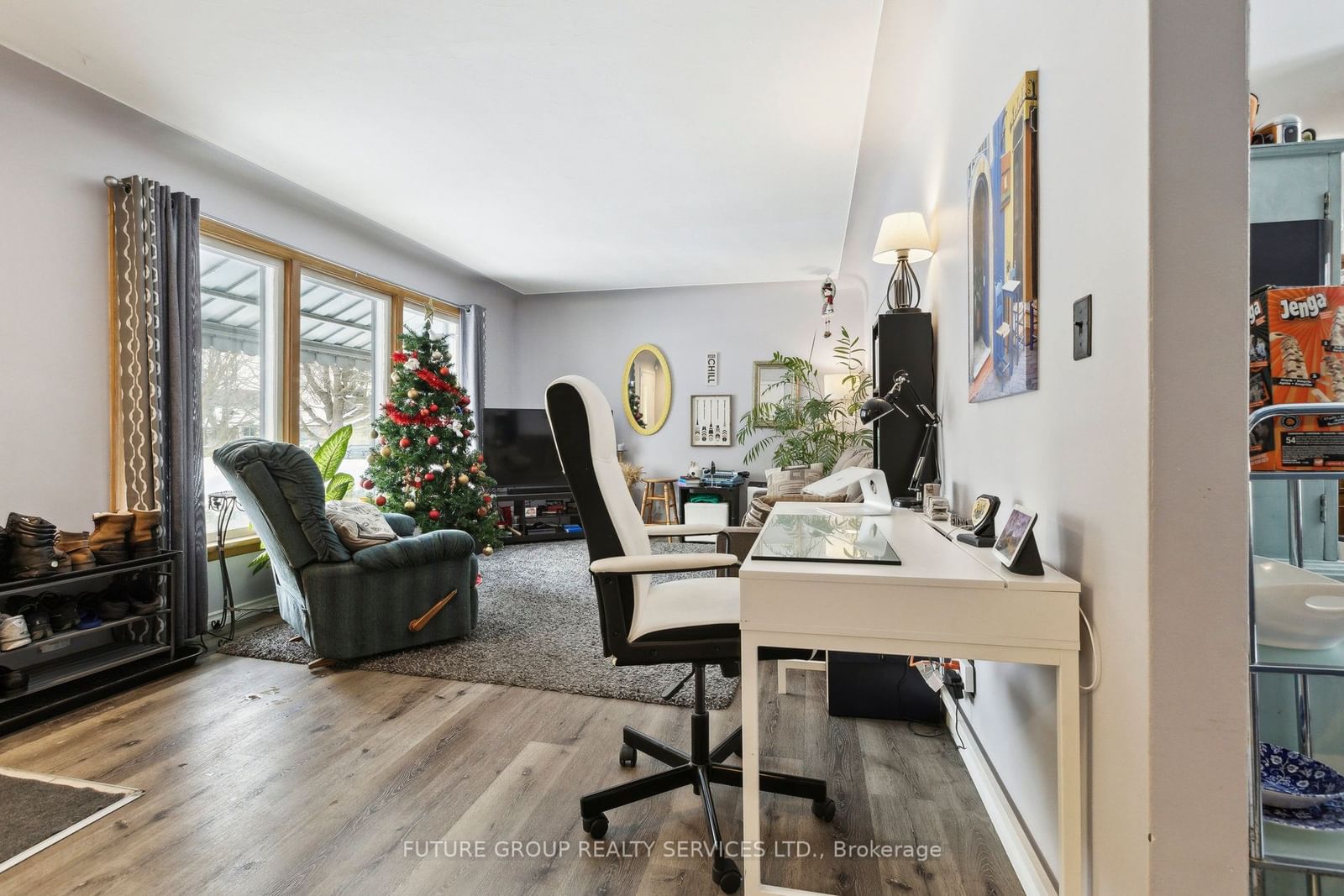 Listing Image 7
