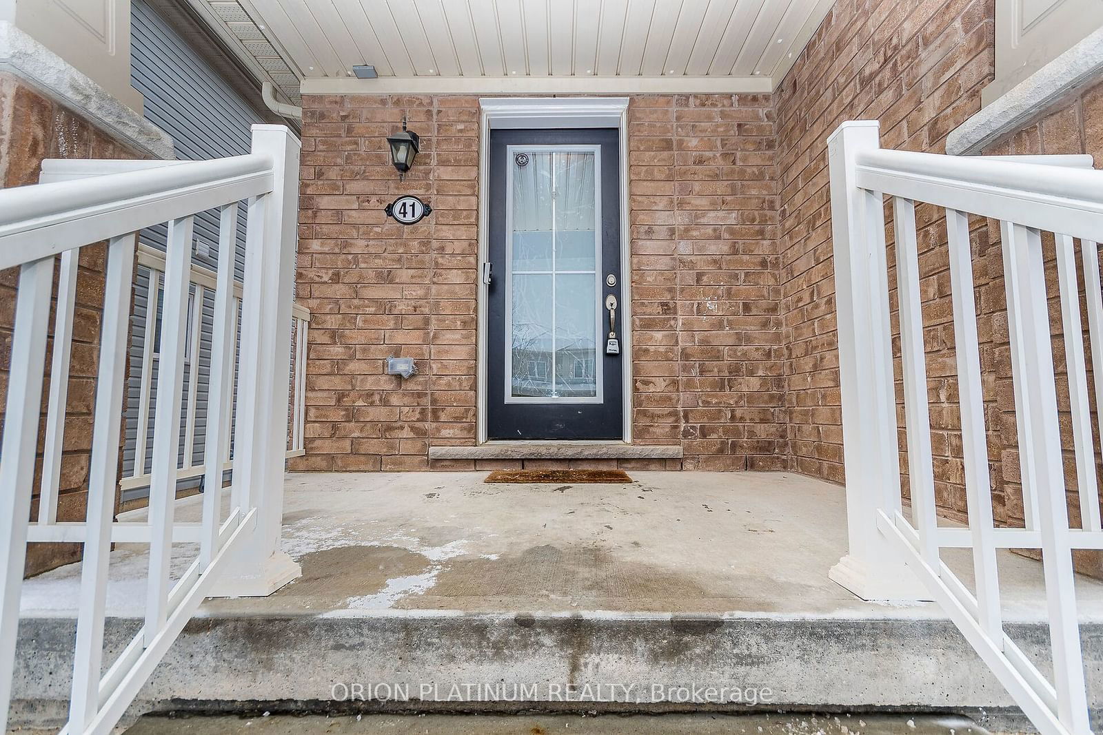 Townhouse for sale at 41 Butcher Crescent, Brantford, N3T 0P2 - MLS: X11936091