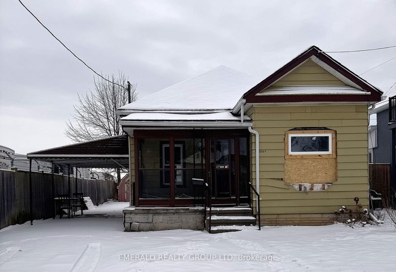 home for sale on 5 Cozy Street