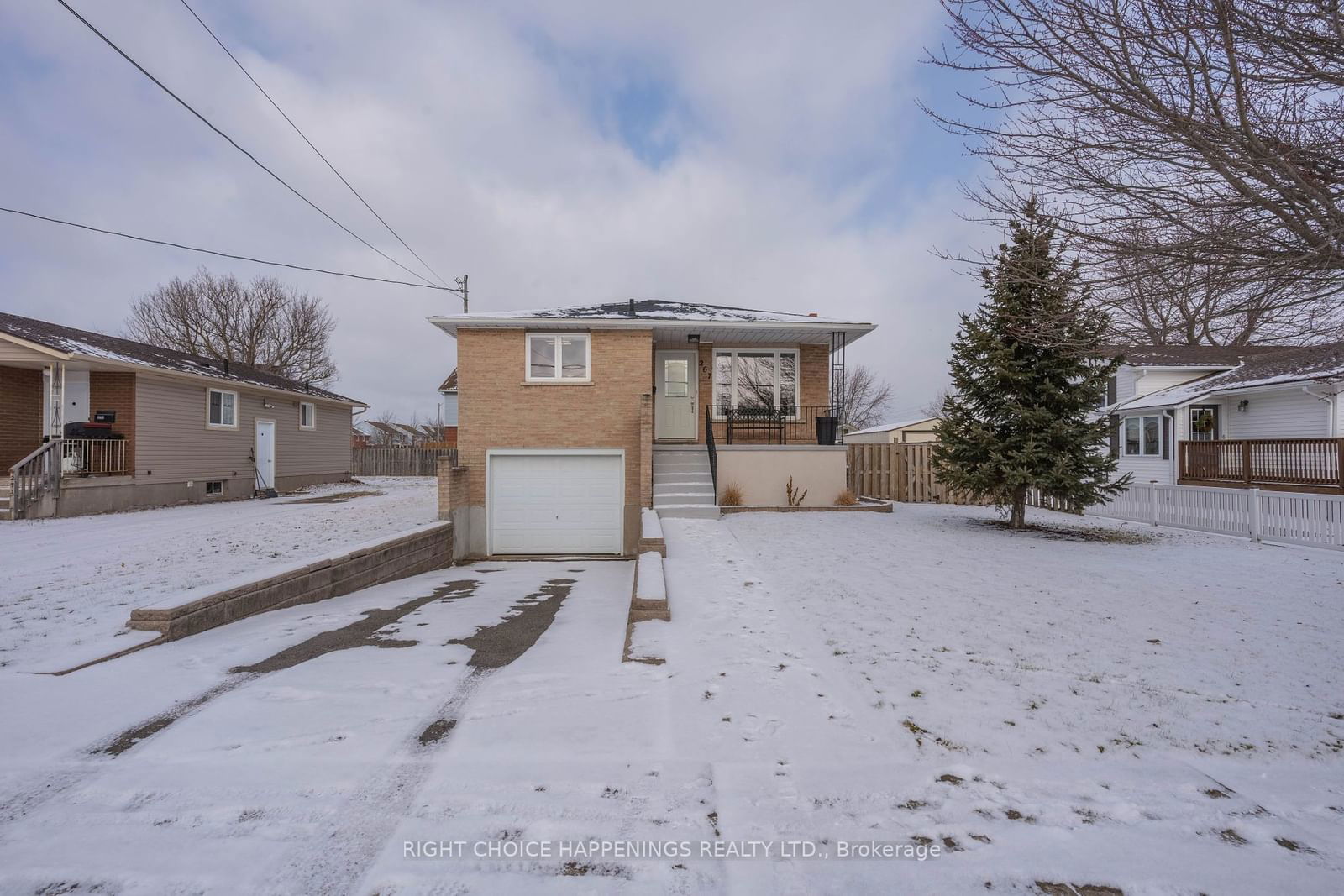 Detached House for sale at 267 Barrick Road, Port Colborne, L3K 5Z6 - MLS: X11936807