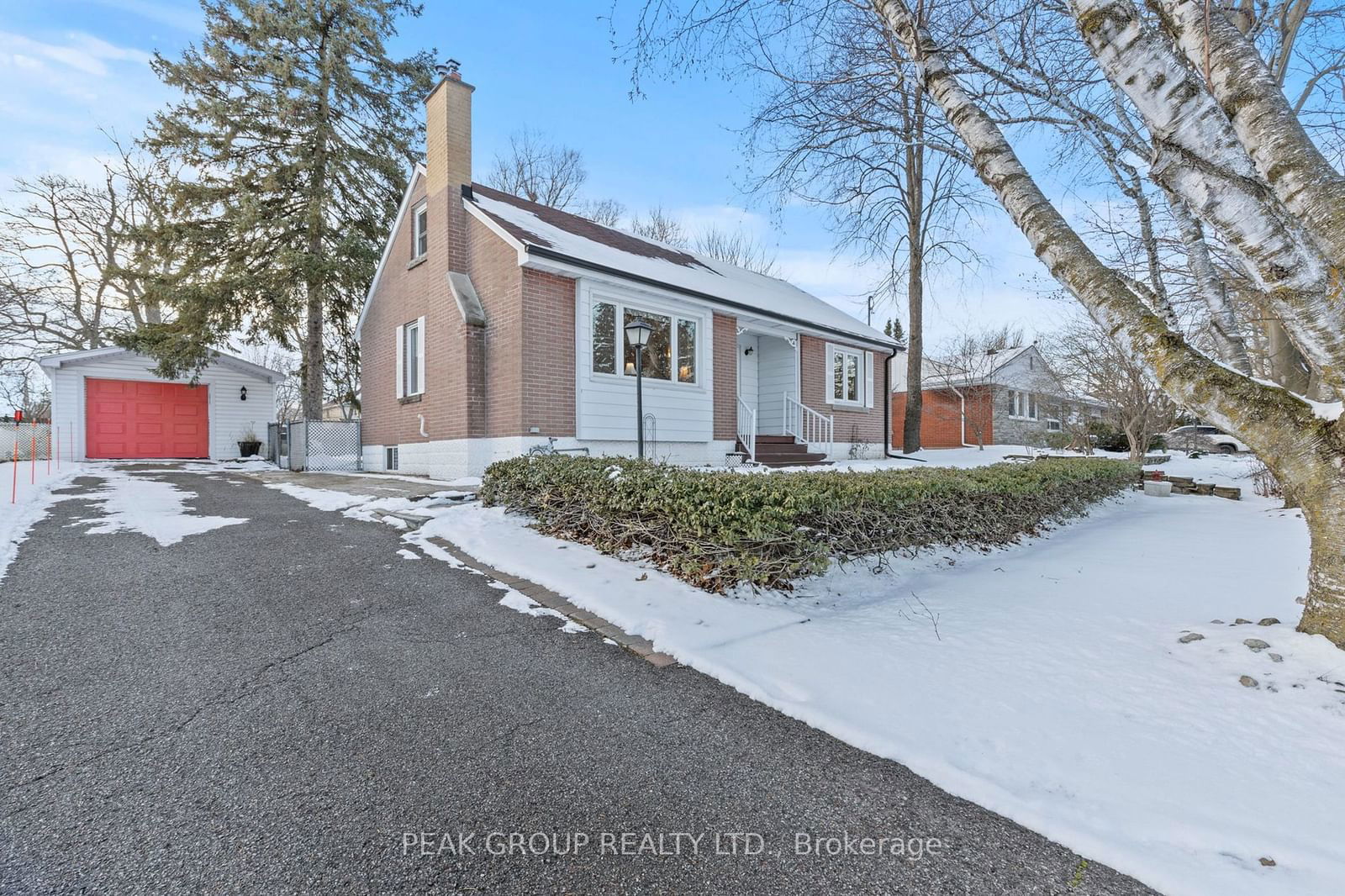 Detached House for sale at 6031 Brookfield Avenue, Niagara Falls, 216 - Dorchester, L2G 5R4 - MLS: X11936810