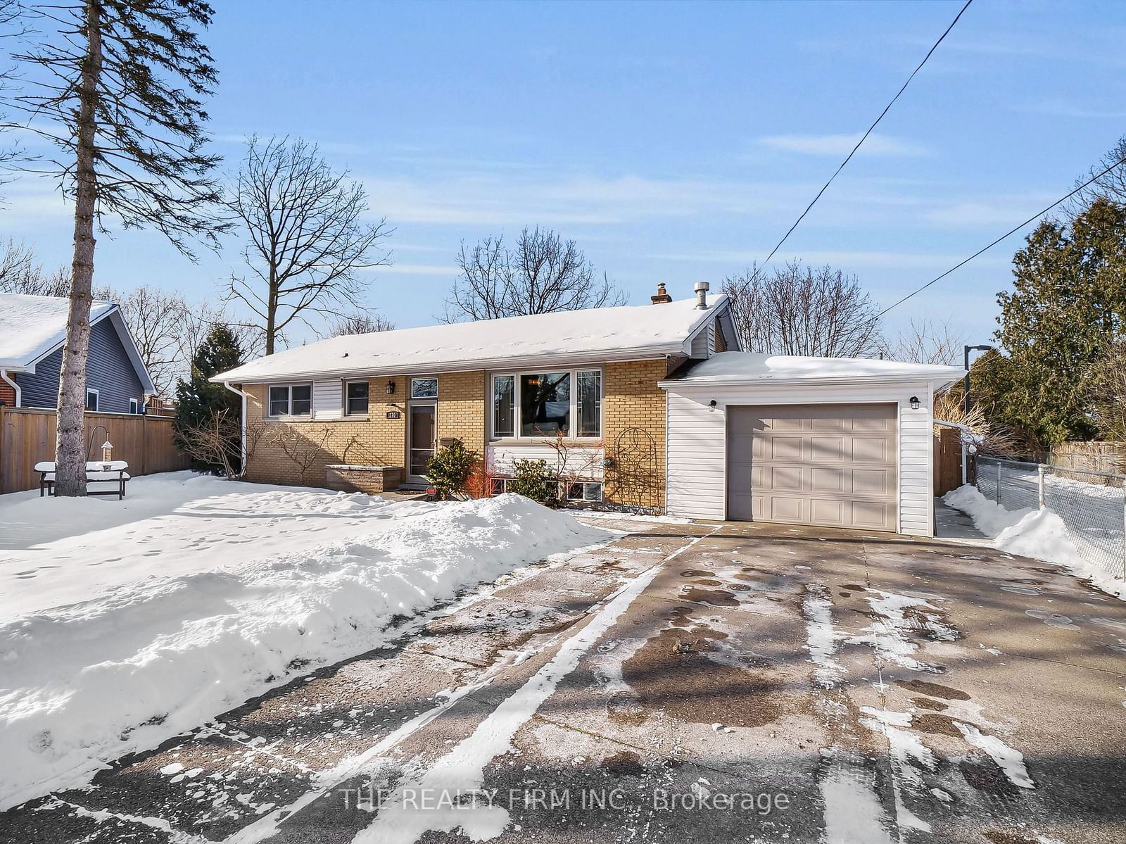 Detached House sold at 370 Malcolm Street, London, South D, N6J 1C4 - MLS: X11936876