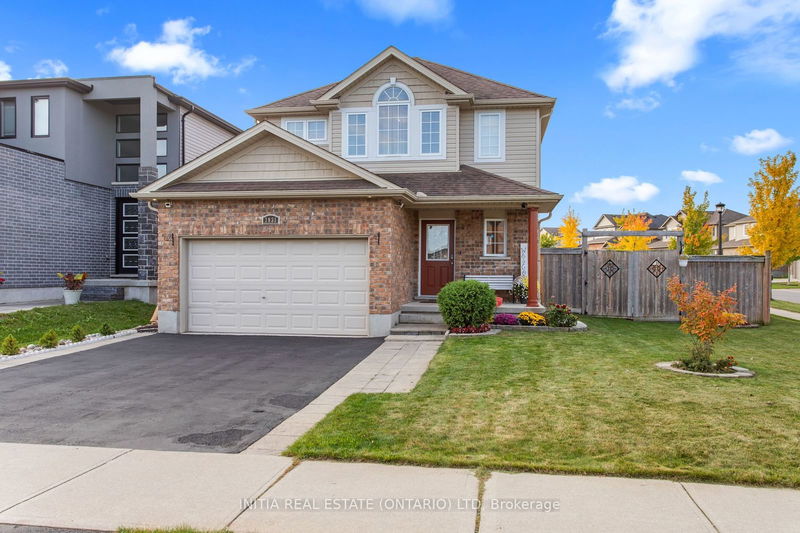 home for sale on 1931 Wateroak Drive