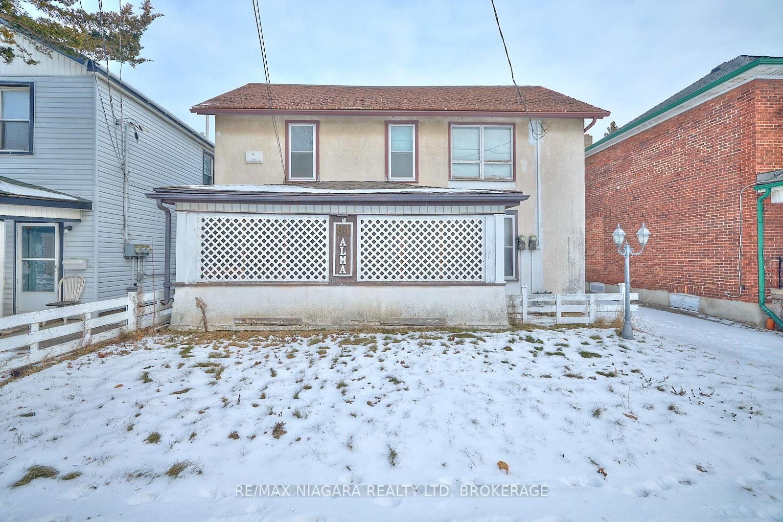 Semi-Detached House sold at 84 Alma Street, Port Colborne, Killaly East, L3K 1G3 - MLS: X11937014