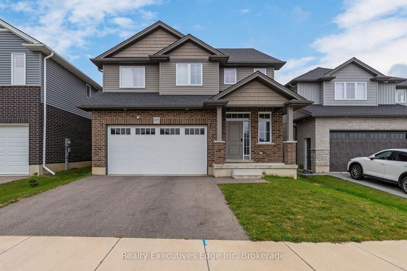 home for sale on 975 Downing Street