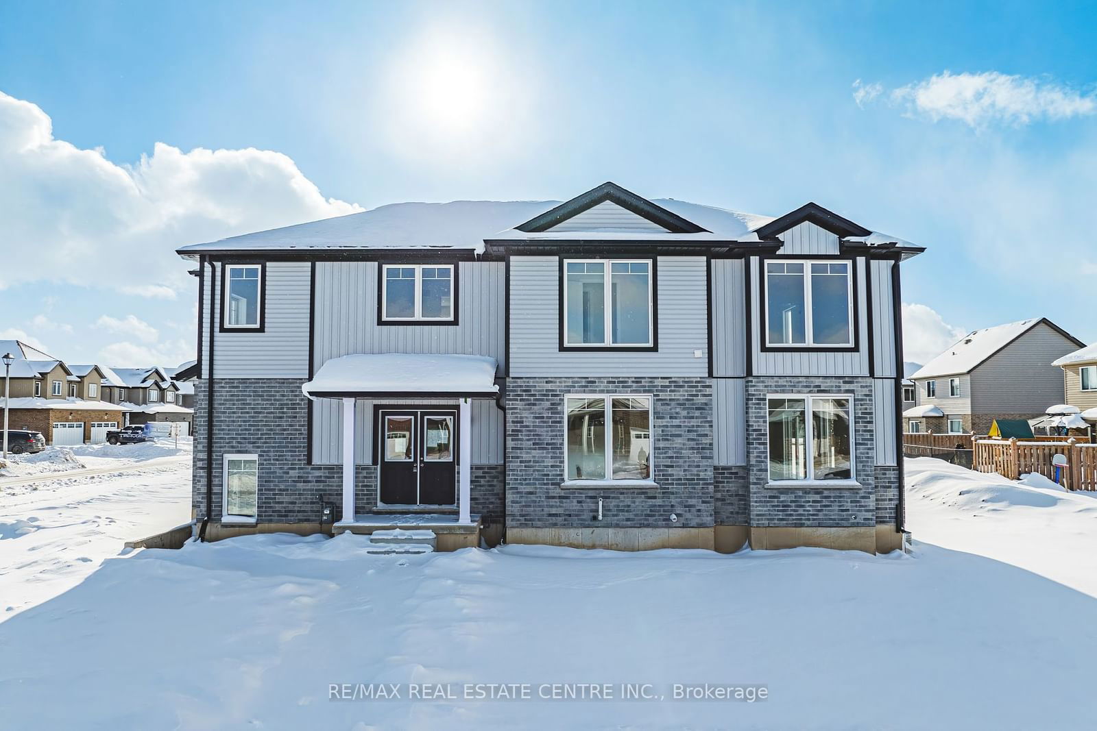 Detached House leased at 91 Maple Street, Mapleton, Rural Mapleton, N0G 1P0 - MLS: X11937544