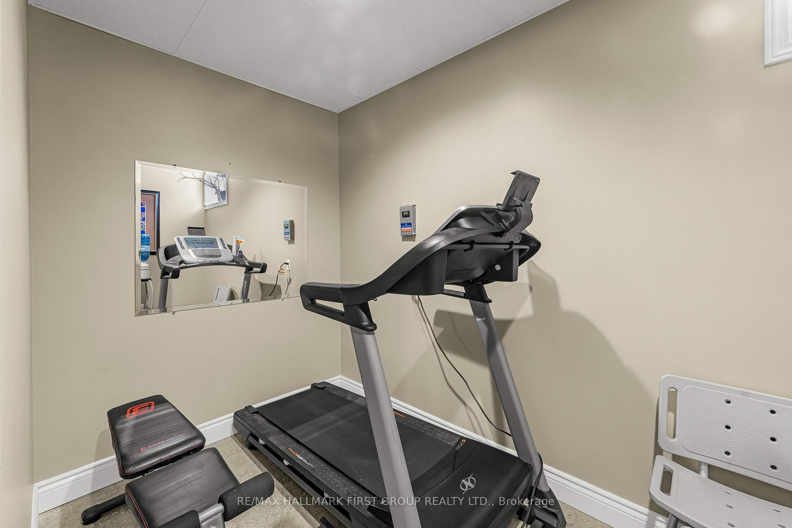 Listing Image 34