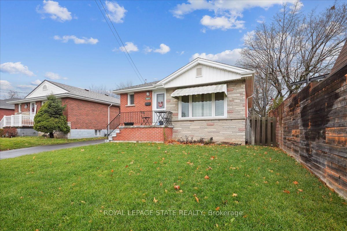 Detached House for sale at 584 East 27th Street, Hamilton, Burkholme, L8V 3H6 - MLS: X11937747