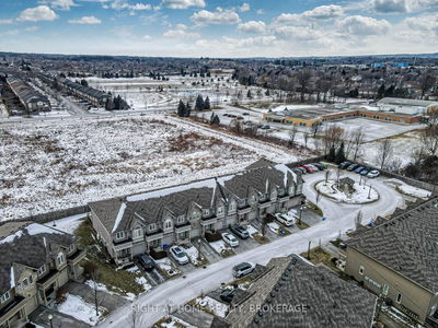 Unit 9 — 370 Stonehenge Dr, Hamilton - Meadowlands image-0-3