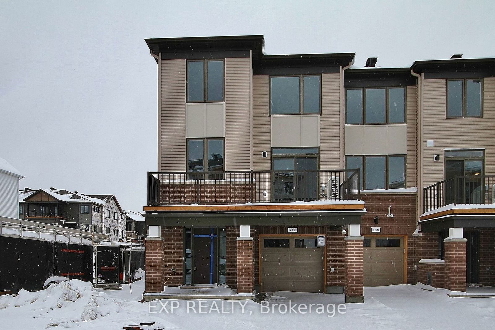 Townhouse for sale at 740 Chromite, Barrhaven, 7704 - Barrhaven - Heritage Park, K2J 7J2 - MLS: X11938098