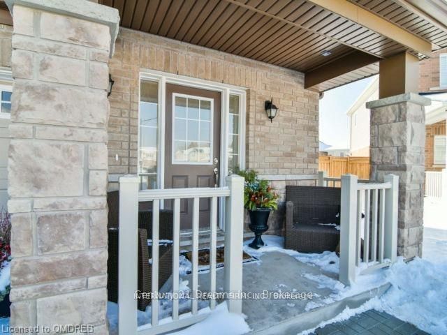 Townhouse for lease at 147 Mcmonies Drive, Hamilton, Waterdown, L8B 0A6 - MLS: X11938121