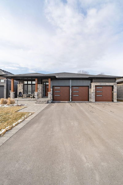 Unit B — 74 Dewal Pl, Belleville -  image-0-2