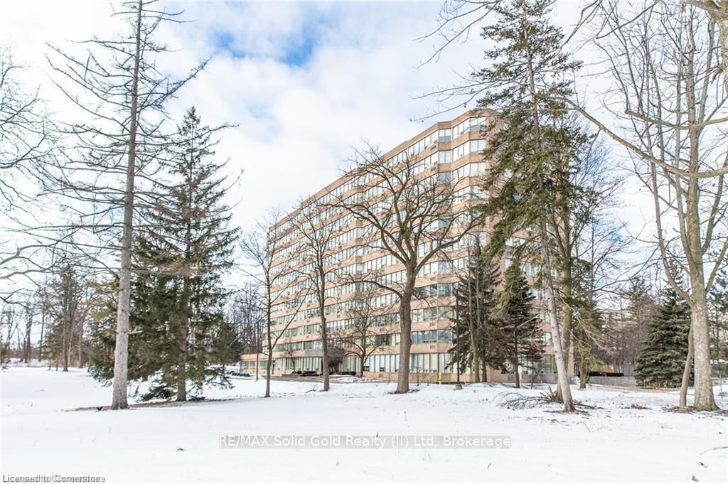 Condo leased at 610-3227 King Street, Kitchener, N2A 3Z9 - MLS: X11938247