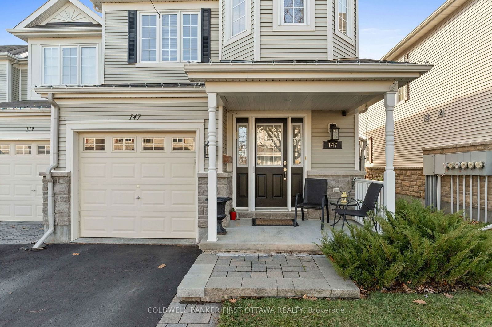 Townhouse for sale at 147 Cedardown, Barrhaven, 7708 - Barrhaven - Stonebridge, K2J 0W3 - MLS: X11938254