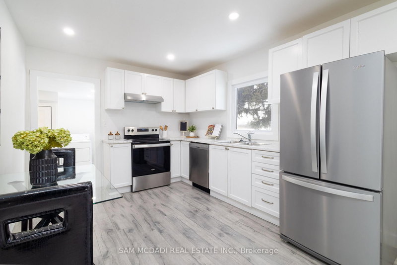 100 Green Mountain Rd E, Hamilton, L8J 2W4 | Image 3