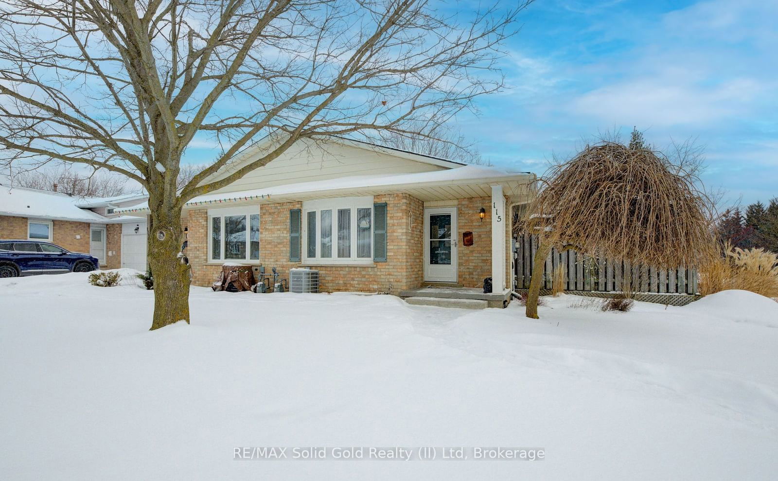 Semi-Detached House sold at 115 Uxbridge Crescent, Kitchener, N2E 2S2 - MLS: X11938811