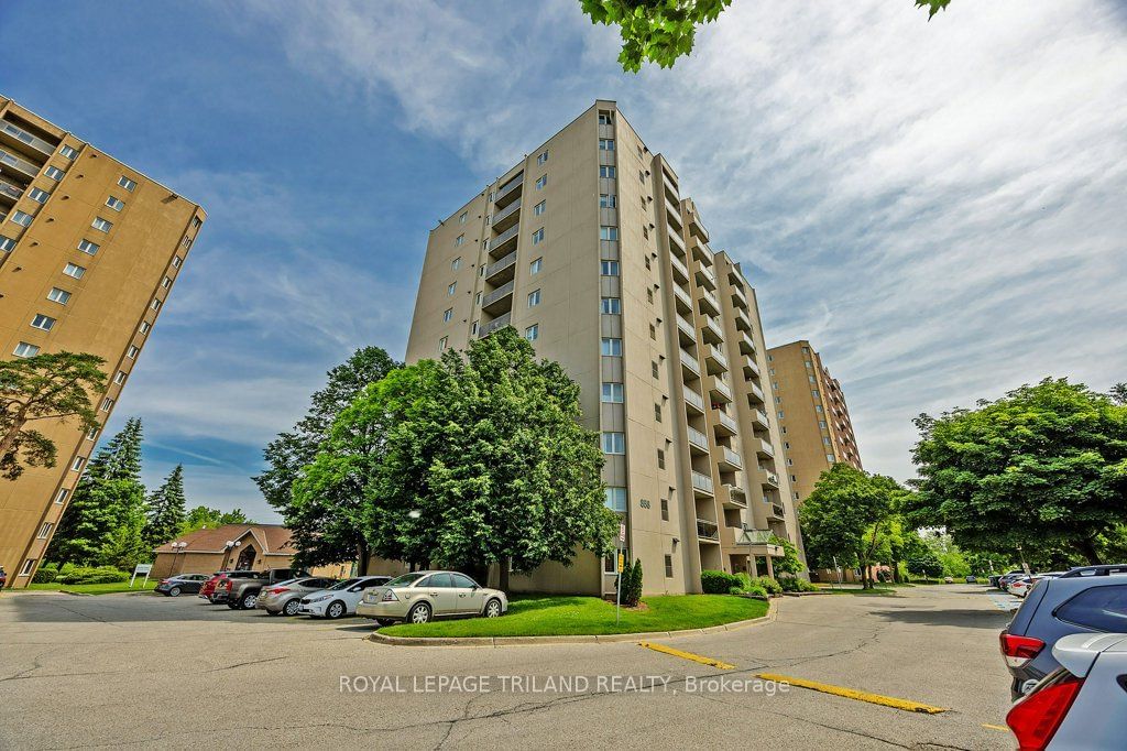 Condo for sale at 902-858 Commissioners Road, London, South H, N6C 5Y5 - MLS: X11938873