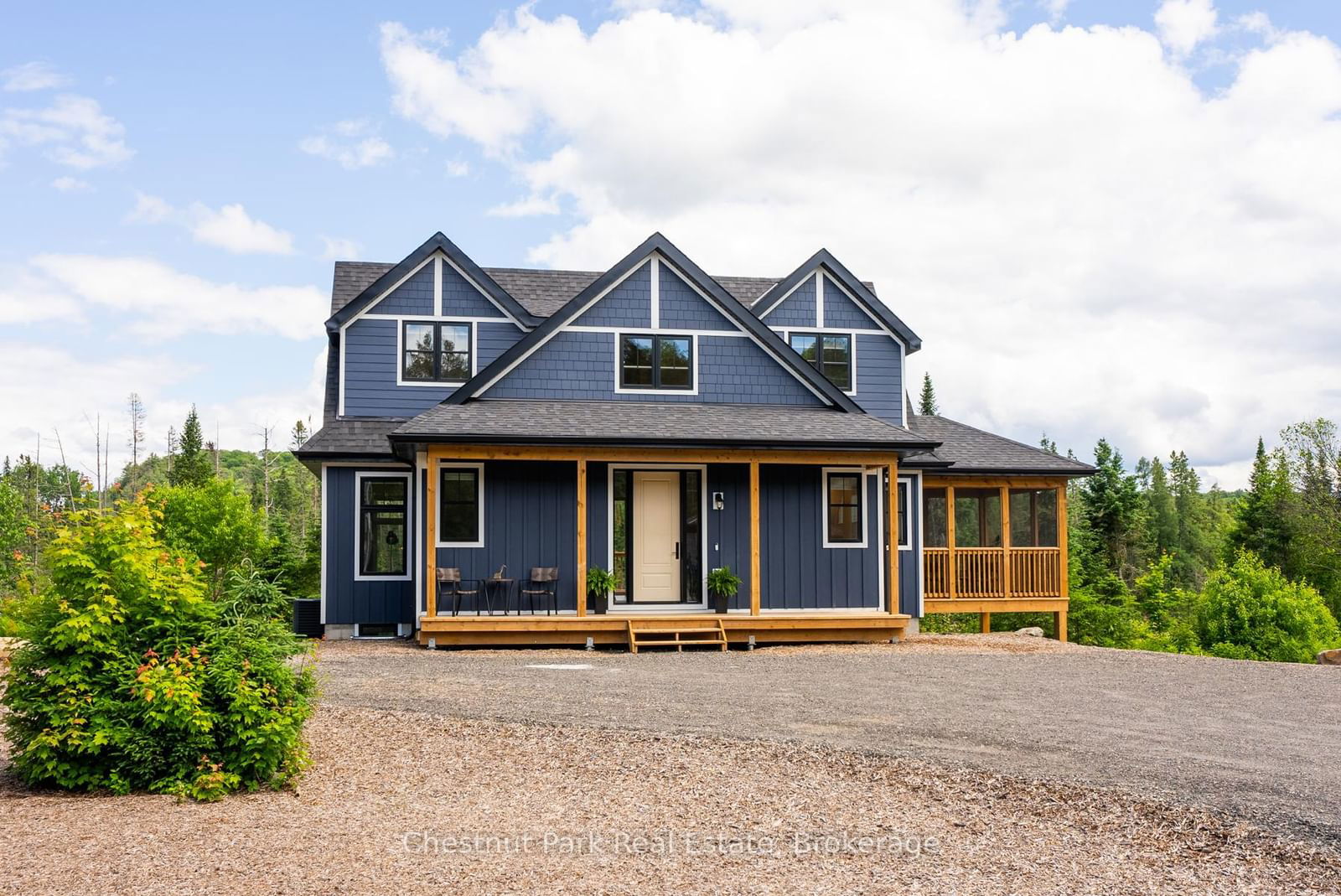 Building at 1082 Echo Hill Road, Lake of Bays