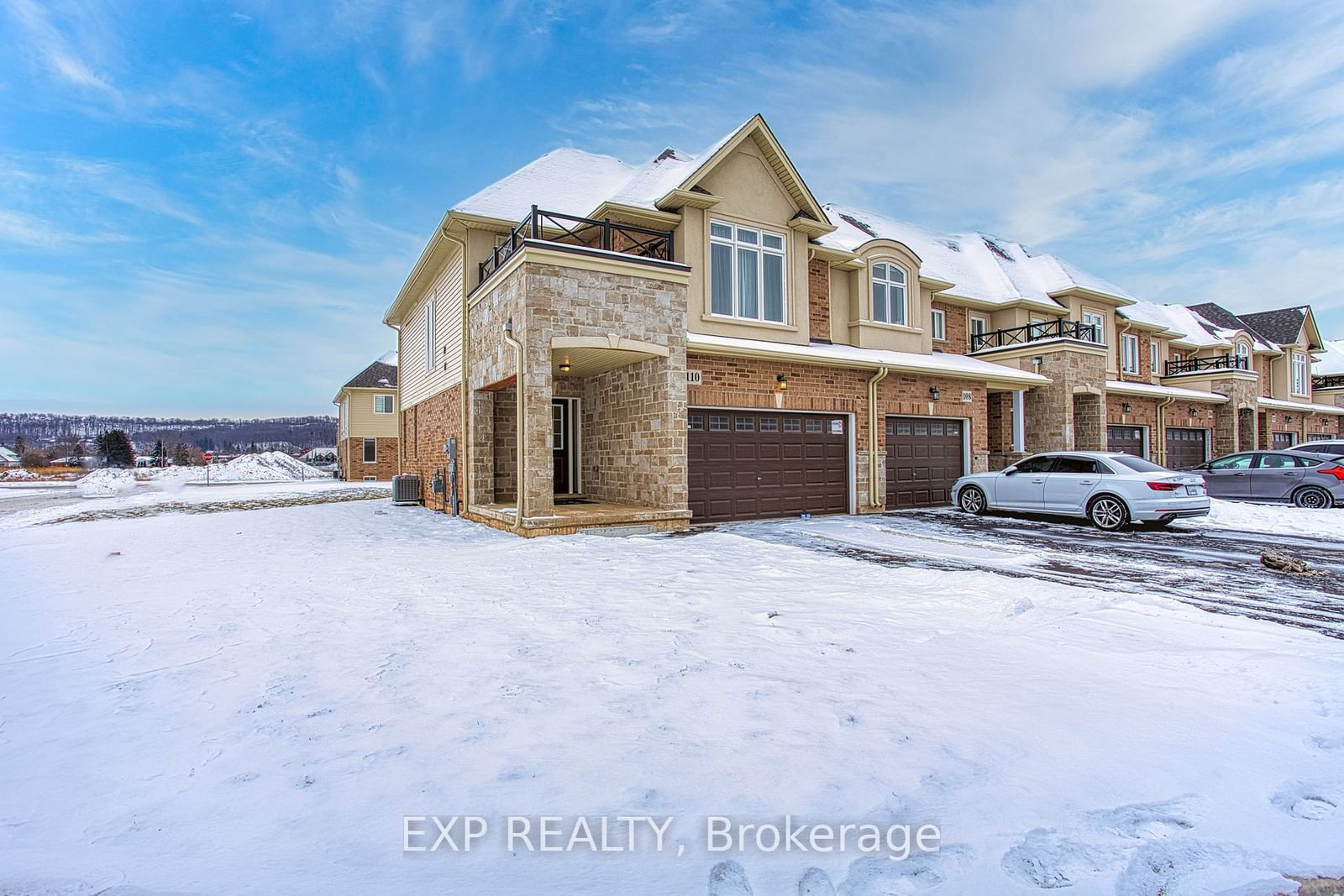 Townhouse for lease at 110 Pinot Crescent, Hamilton, Fruitland, L8E 0J9 - MLS: X11939005