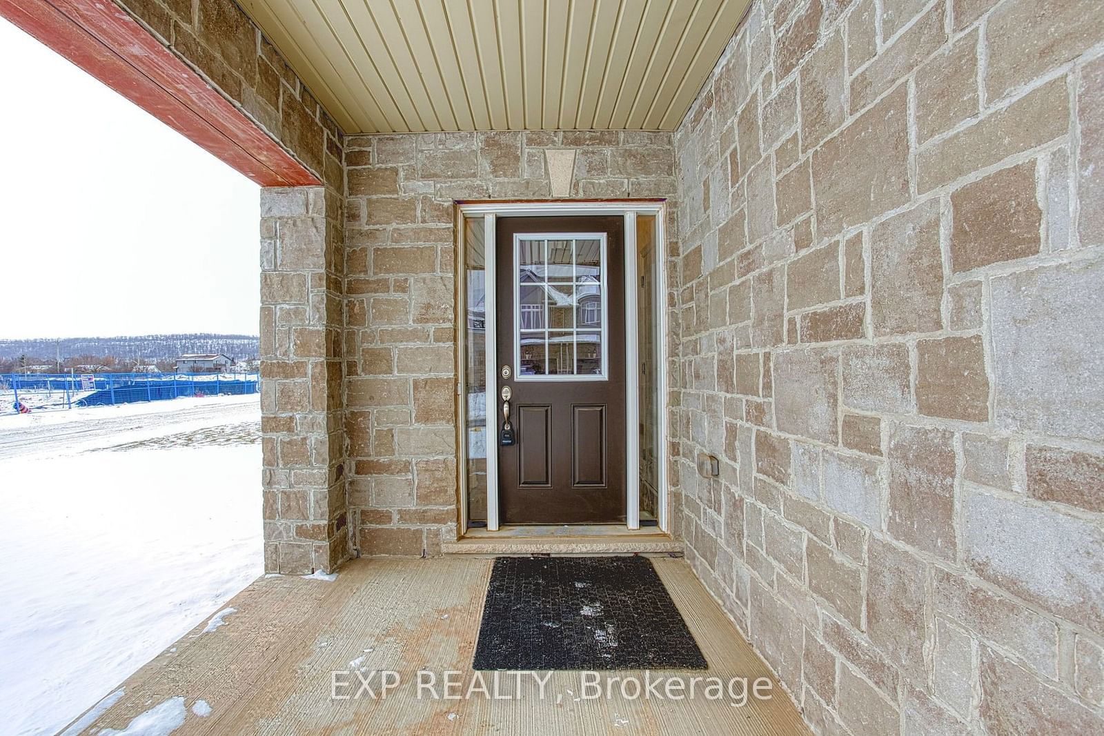 Townhouse for lease at 110 Pinot Crescent, Hamilton, Fruitland, L8E 0J9 - MLS: X11939005