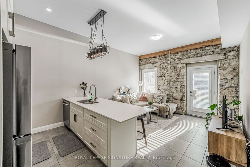 home for lease on 123-25 Concession Street