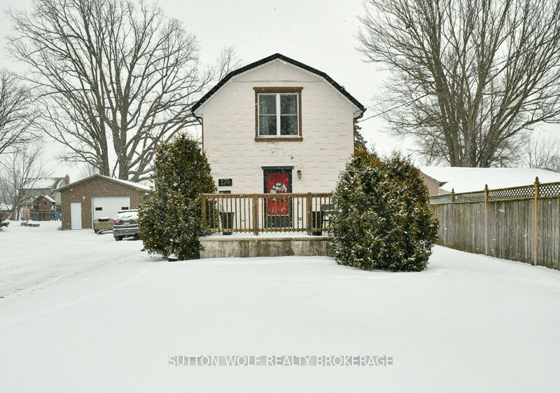 174 BURNS St, Strathroy-Caradoc - SW image-0-0